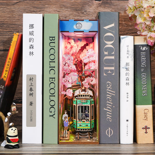 Sakuras Kirschblüte | Book Nook